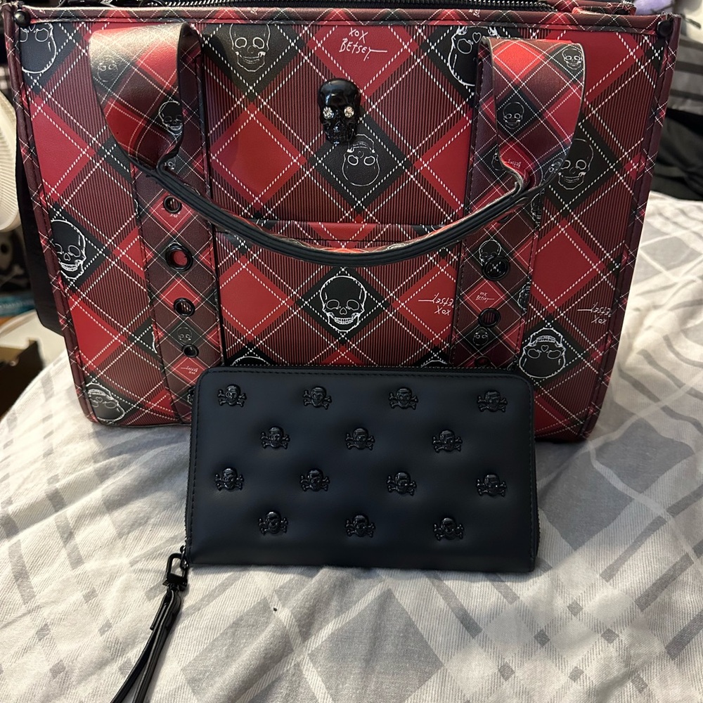 Betsey Johnson skull bag and wallet
